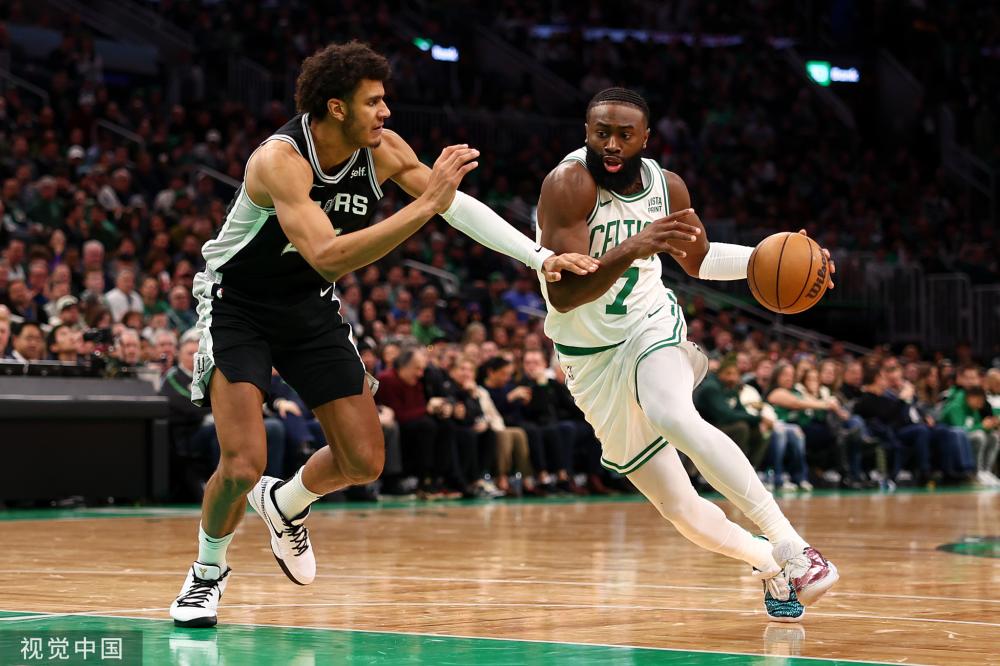 士密切关注 士密切关注